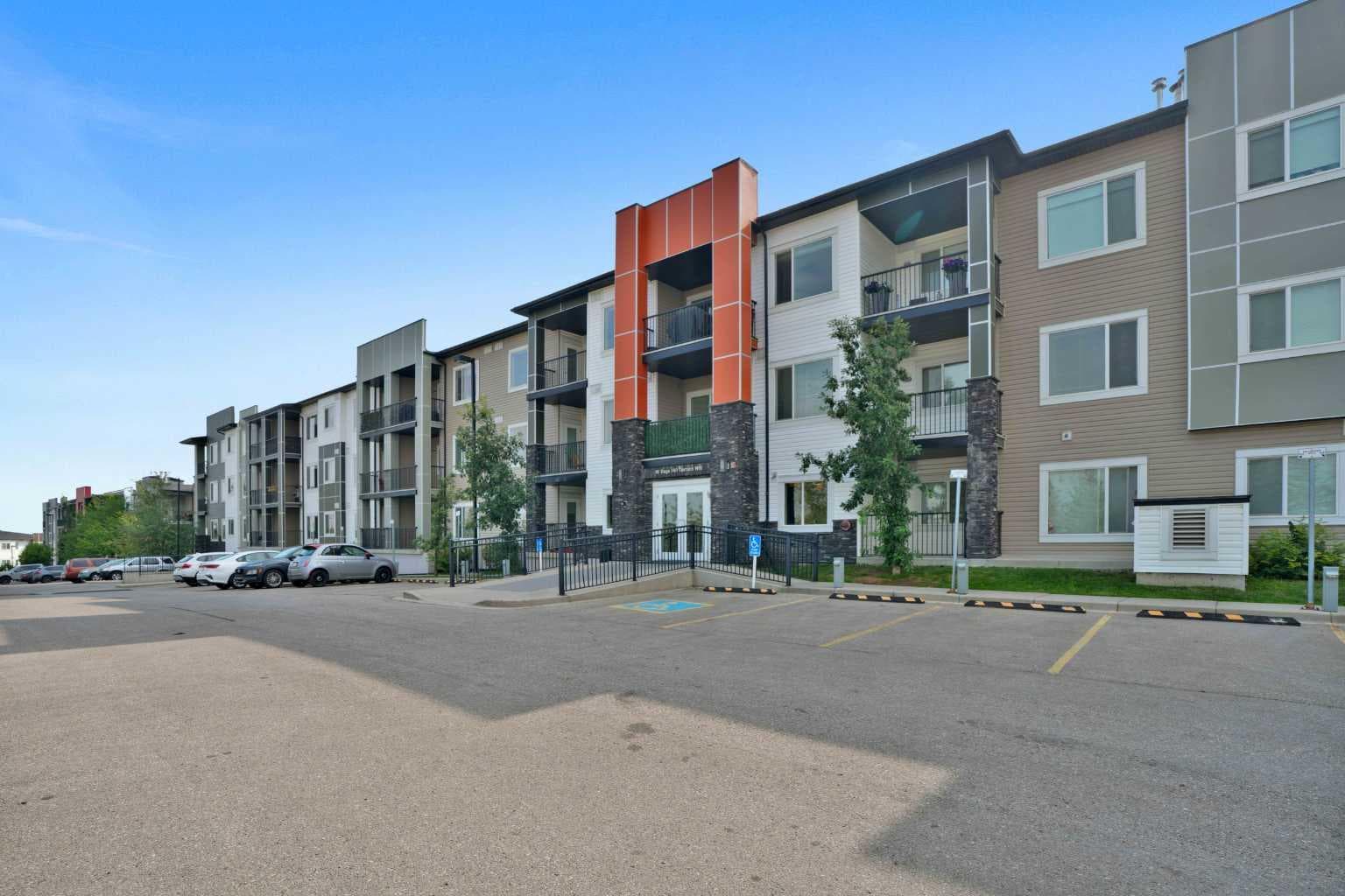 118, 16 Sage Hill Terrace NW