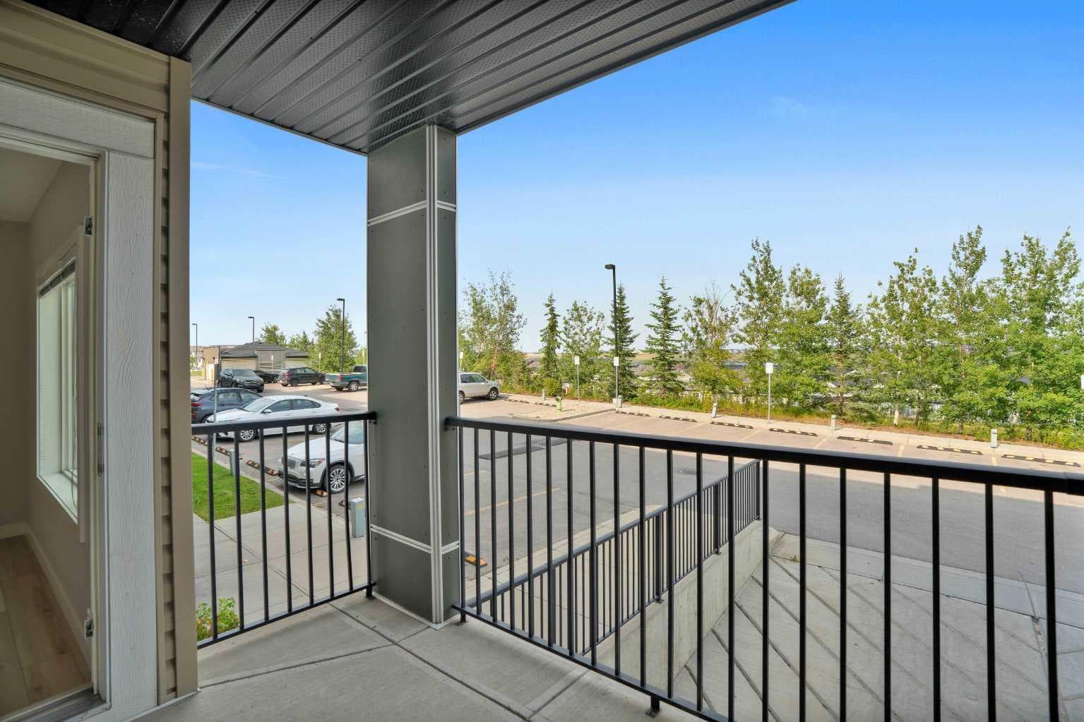 118, 16 Sage Hill Terrace NW