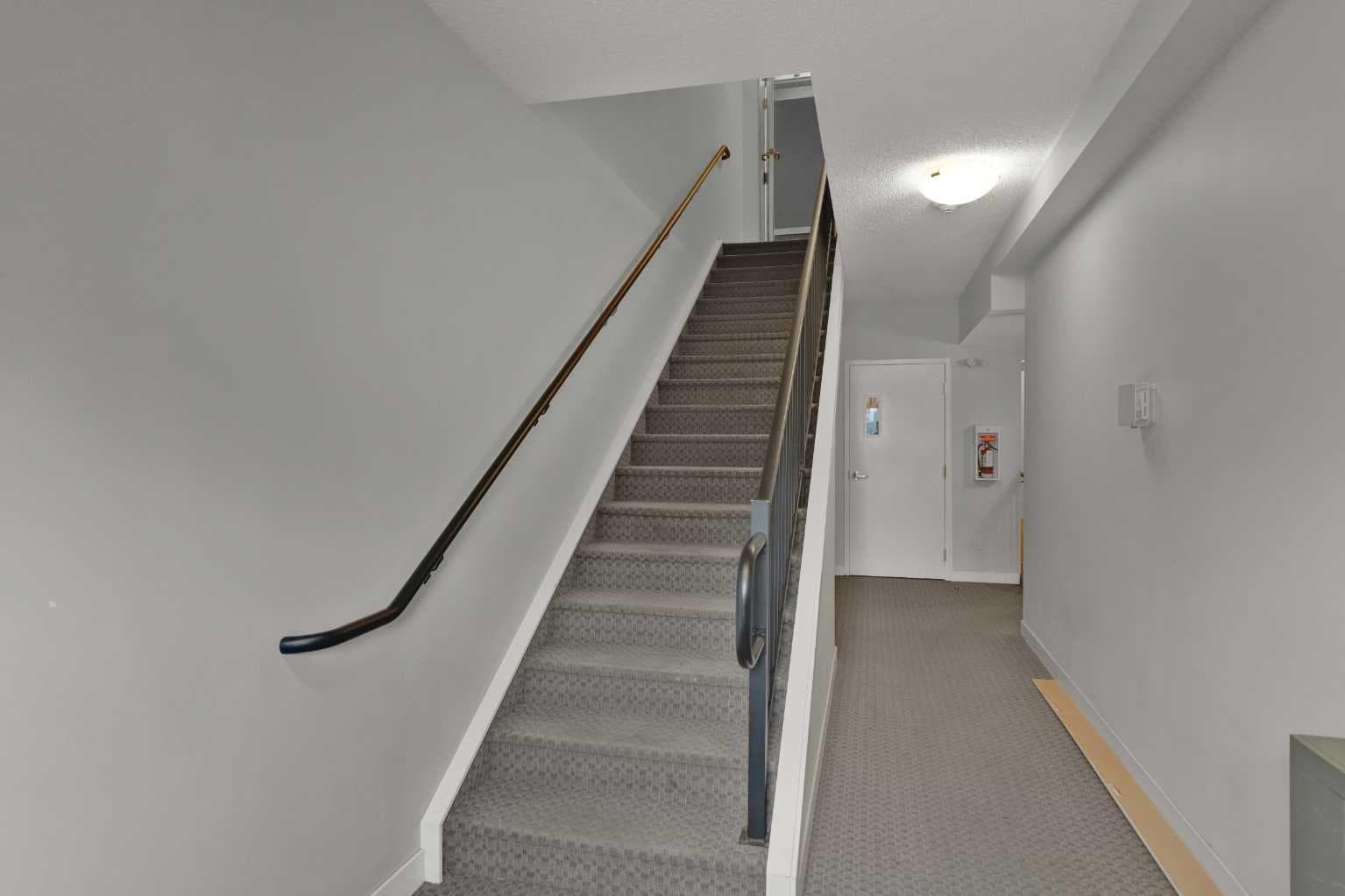 118, 16 Sage Hill Terrace NW