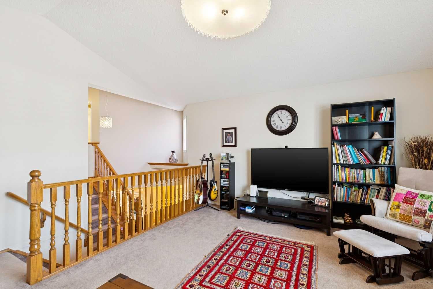 3766 Springbank Drive SW