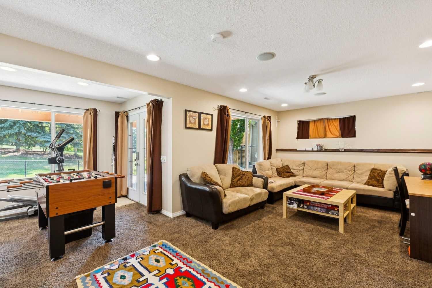 3766 Springbank Drive SW
