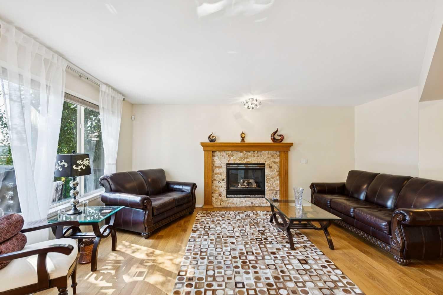 3766 Springbank Drive SW