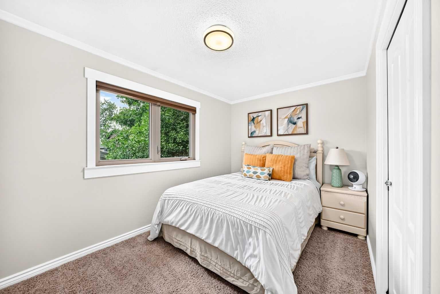 204 Midridge Crescent SE