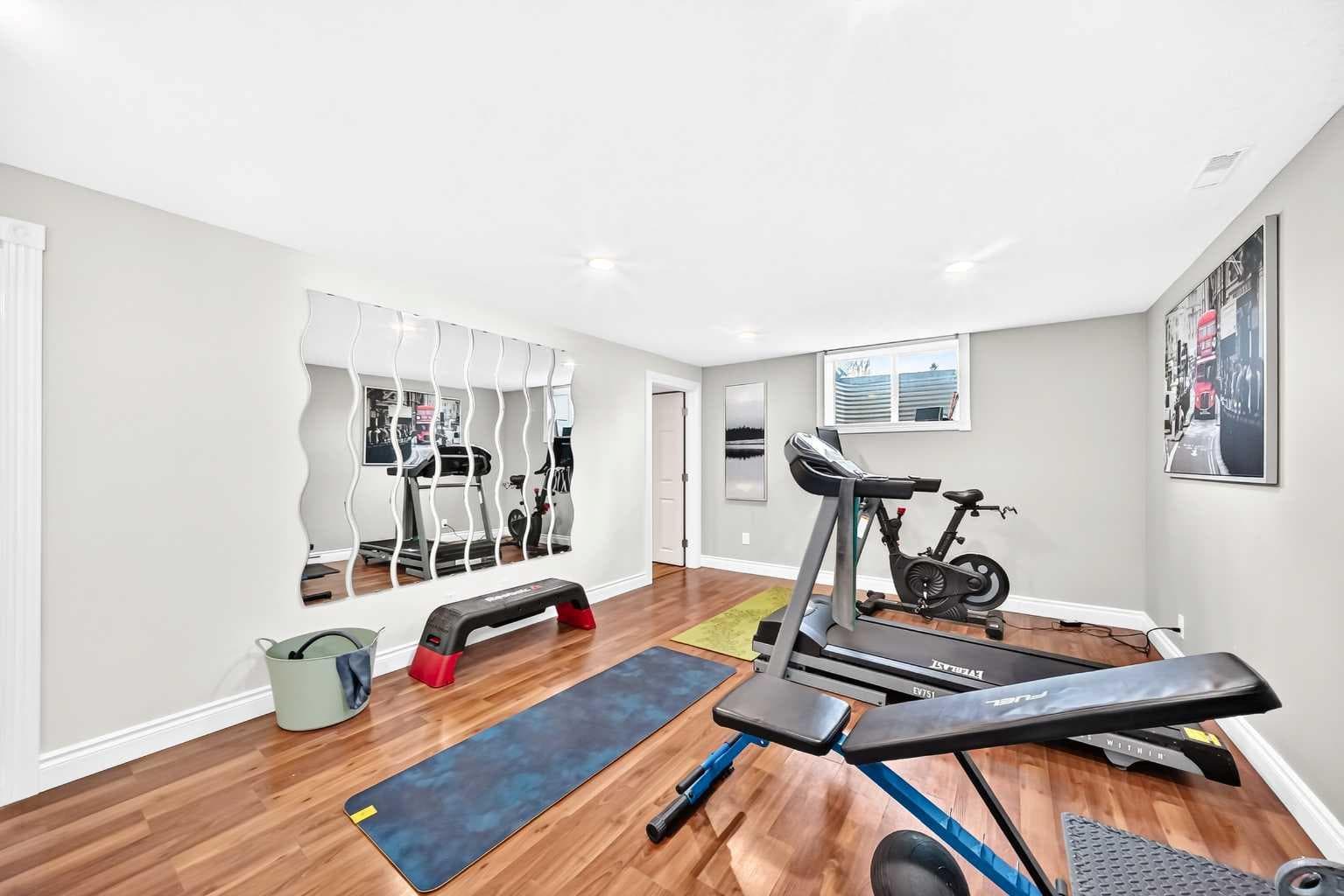 204 Midridge Crescent SE