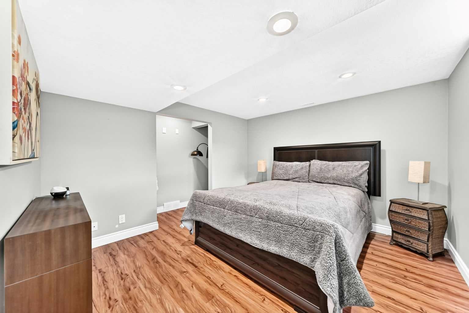 204 Midridge Crescent SE