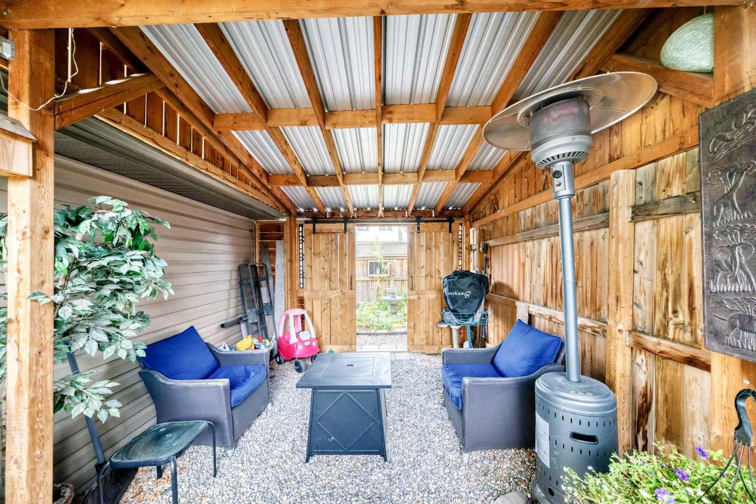204 Midridge Crescent SE