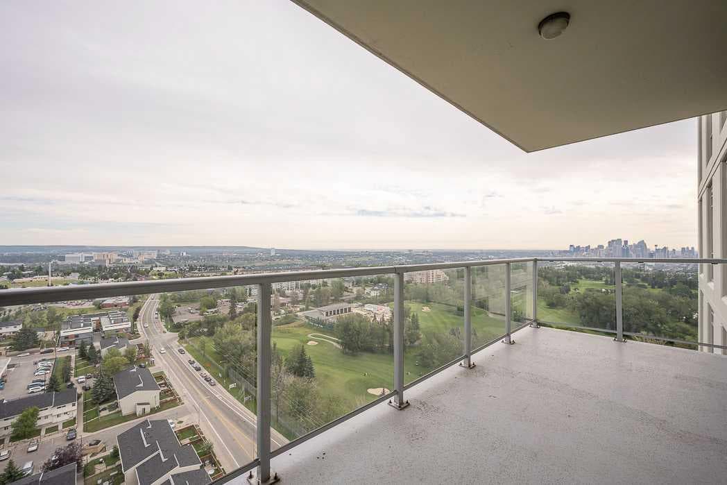 2007, 99 Spruce Place SW
