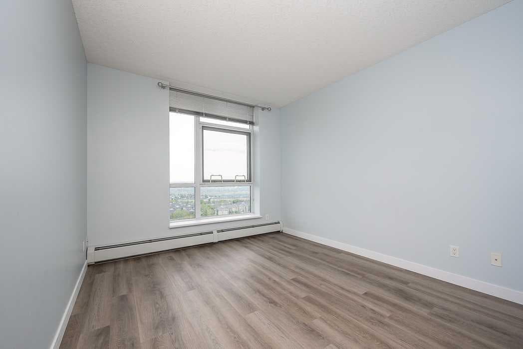 2007, 99 Spruce Place SW