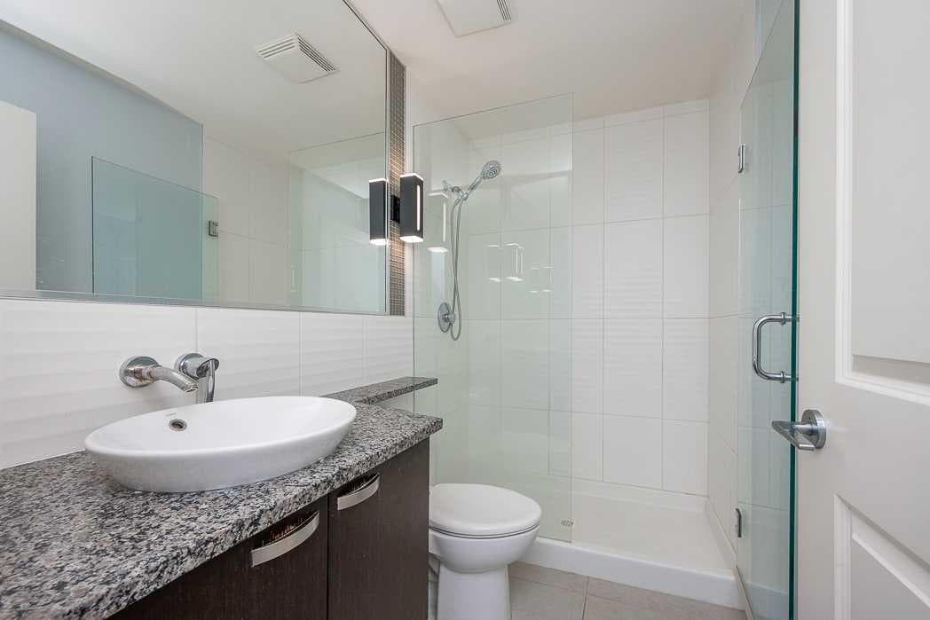 2007, 99 Spruce Place SW
