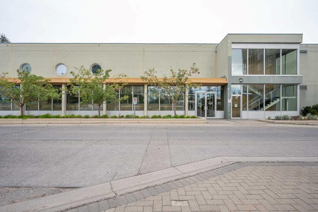 2007, 99 Spruce Place SW