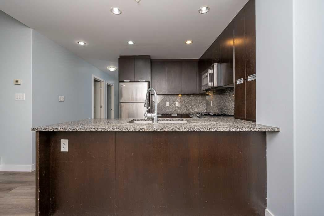 2007, 99 Spruce Place SW