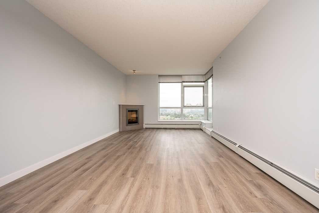 2007, 99 Spruce Place SW