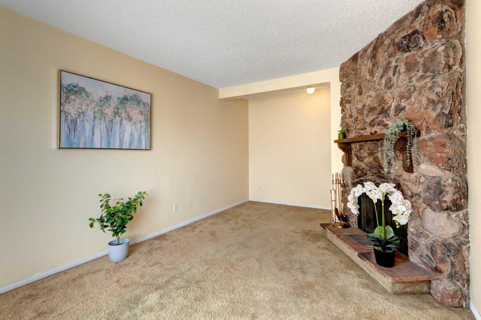 12, 740 Bracewood Drive SW