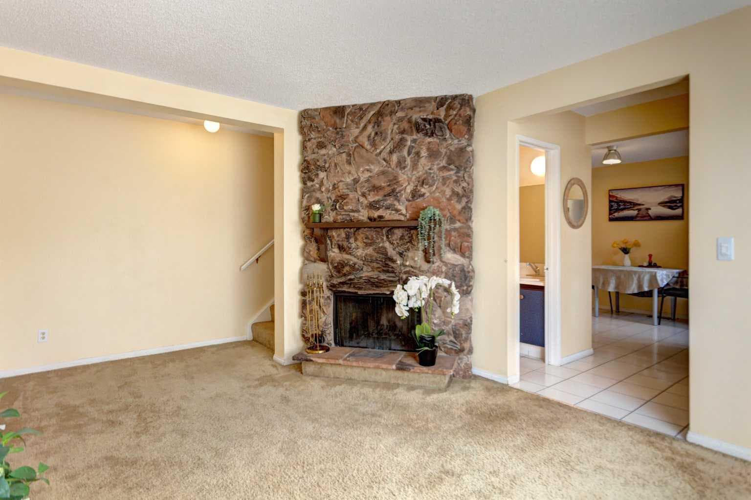 12, 740 Bracewood Drive SW