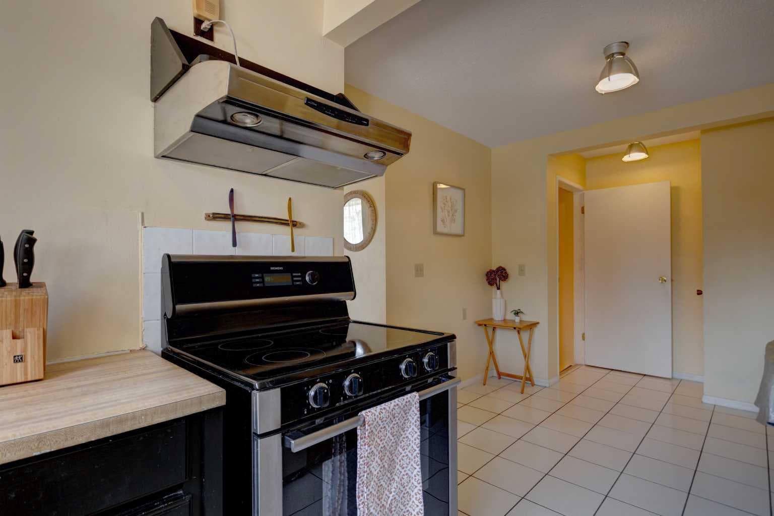 12, 740 Bracewood Drive SW