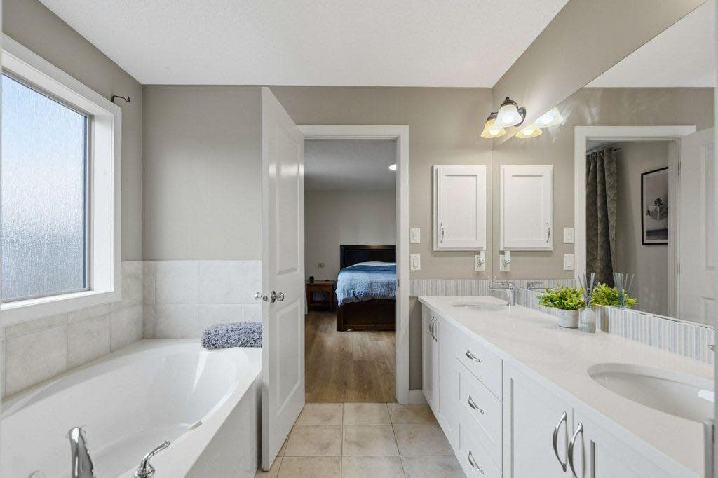 887 Auburn Bay Boulevard SE