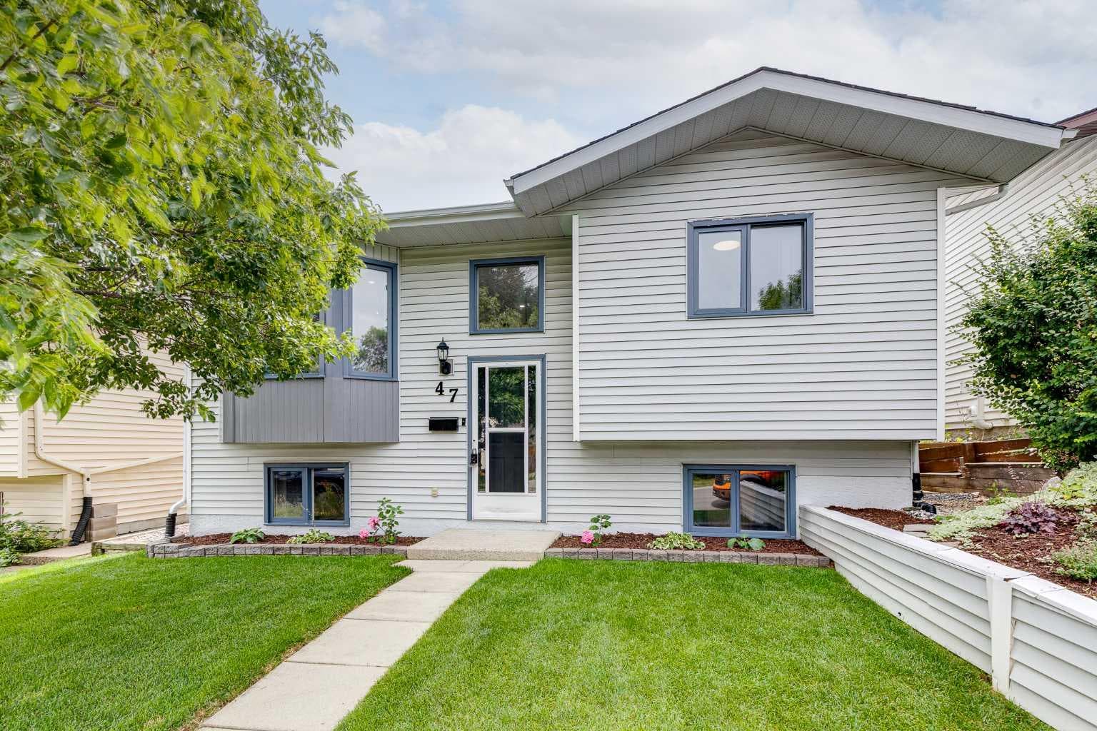 47 Macewan Meadow Link NW