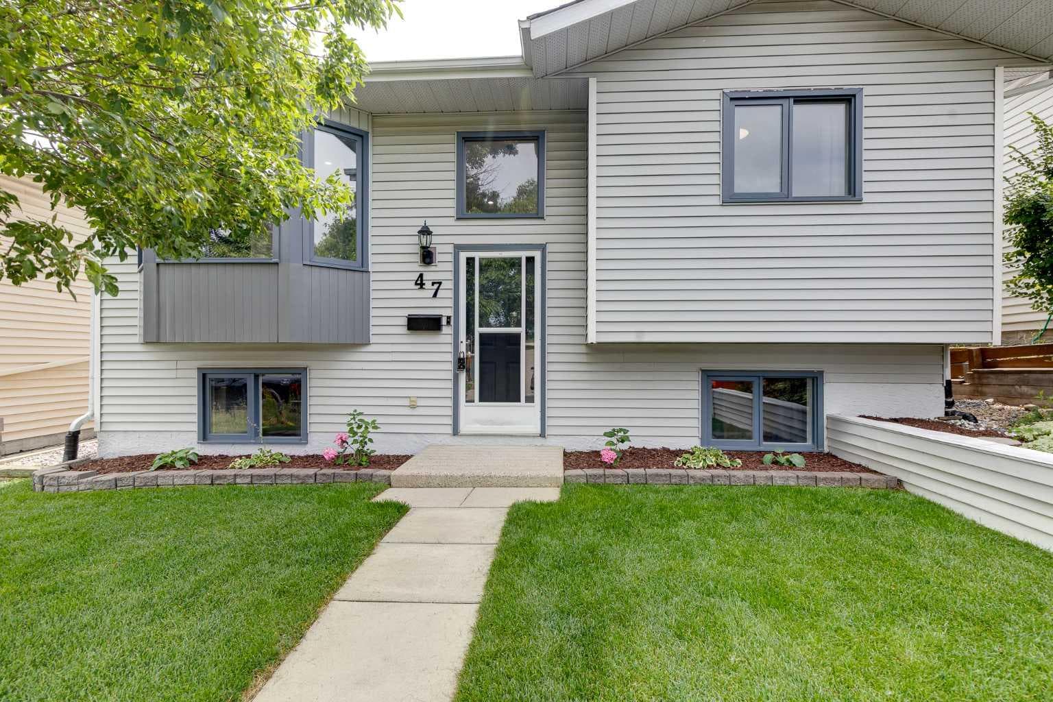 47 Macewan Meadow Link NW