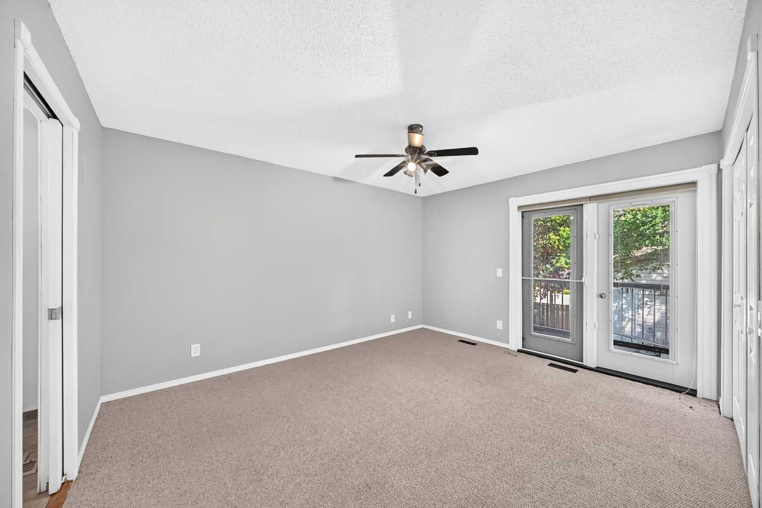 300 Marquis Place SE