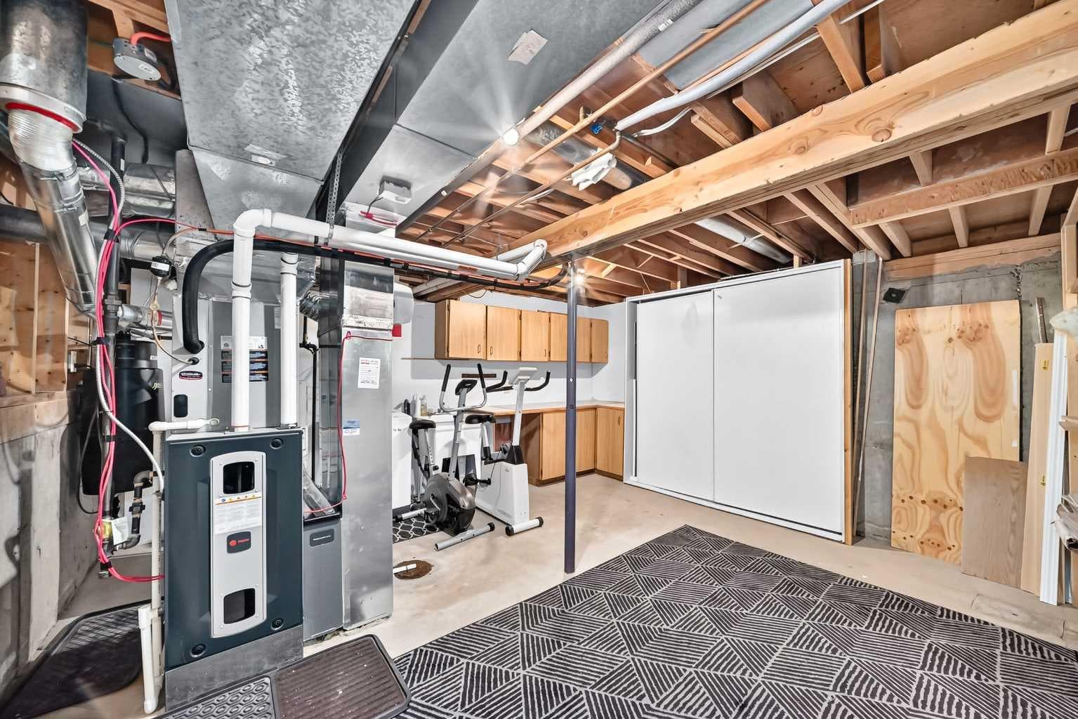 300 Marquis Place SE