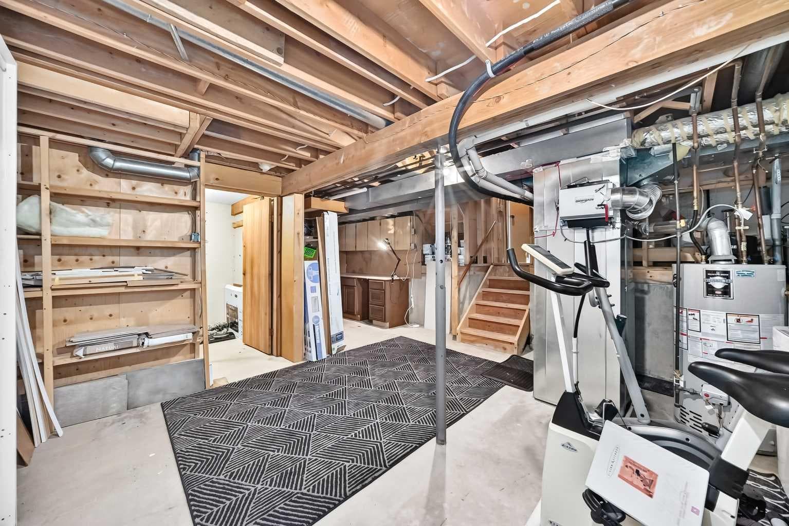 300 Marquis Place SE