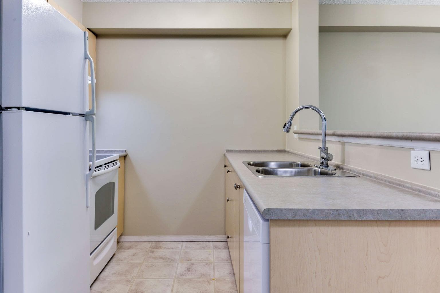 1323, 8 Bridlecrest Drive SW
