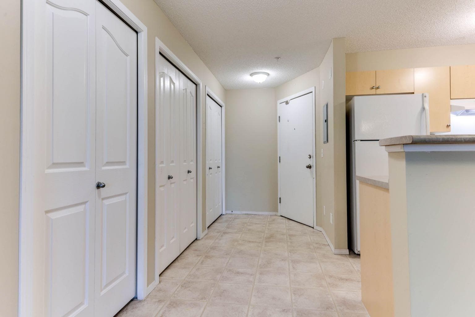 1323, 8 Bridlecrest Drive SW