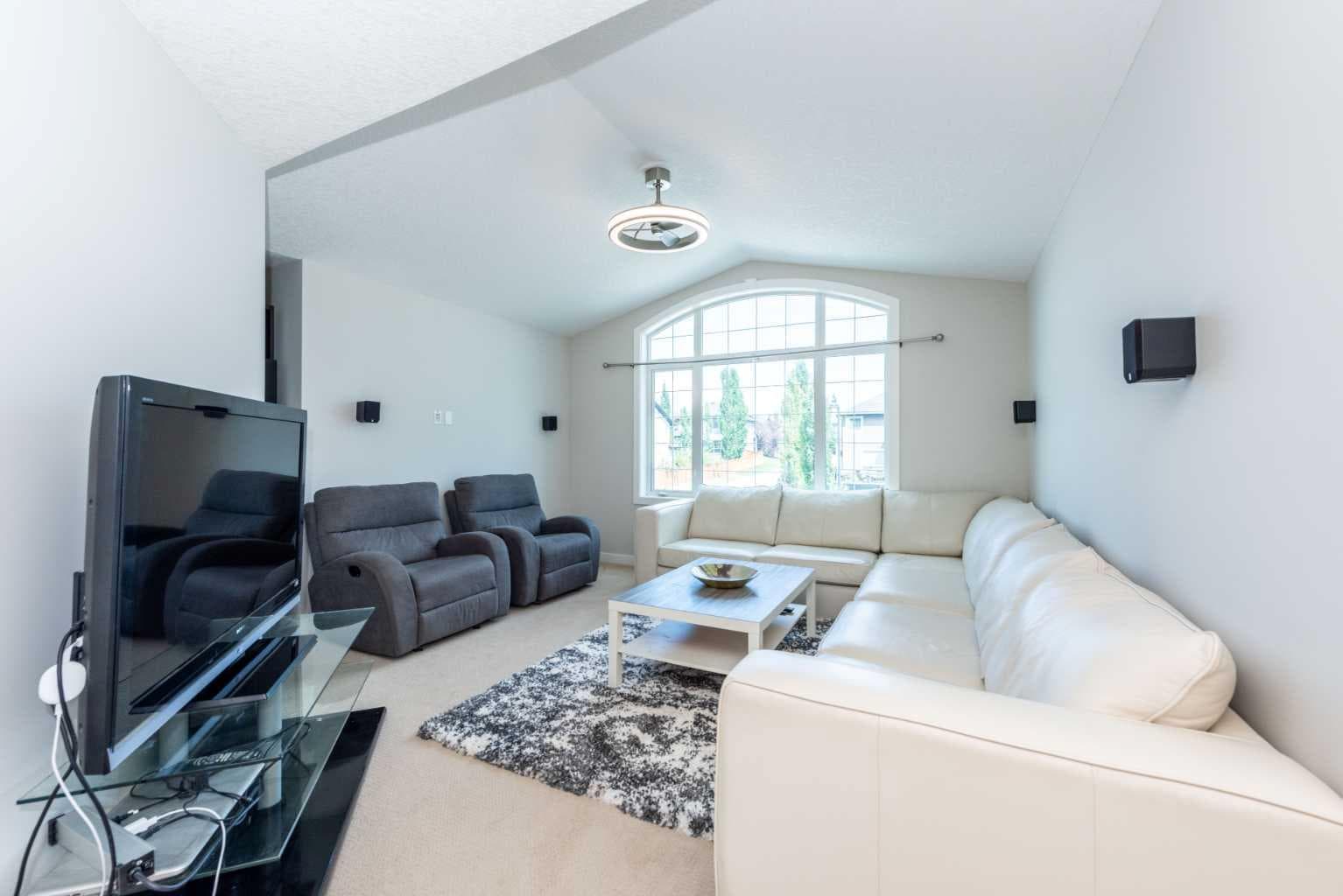 35 Aspen Stone Way SW