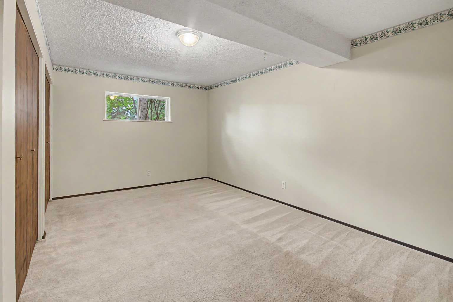 232 Sandstone Place NW