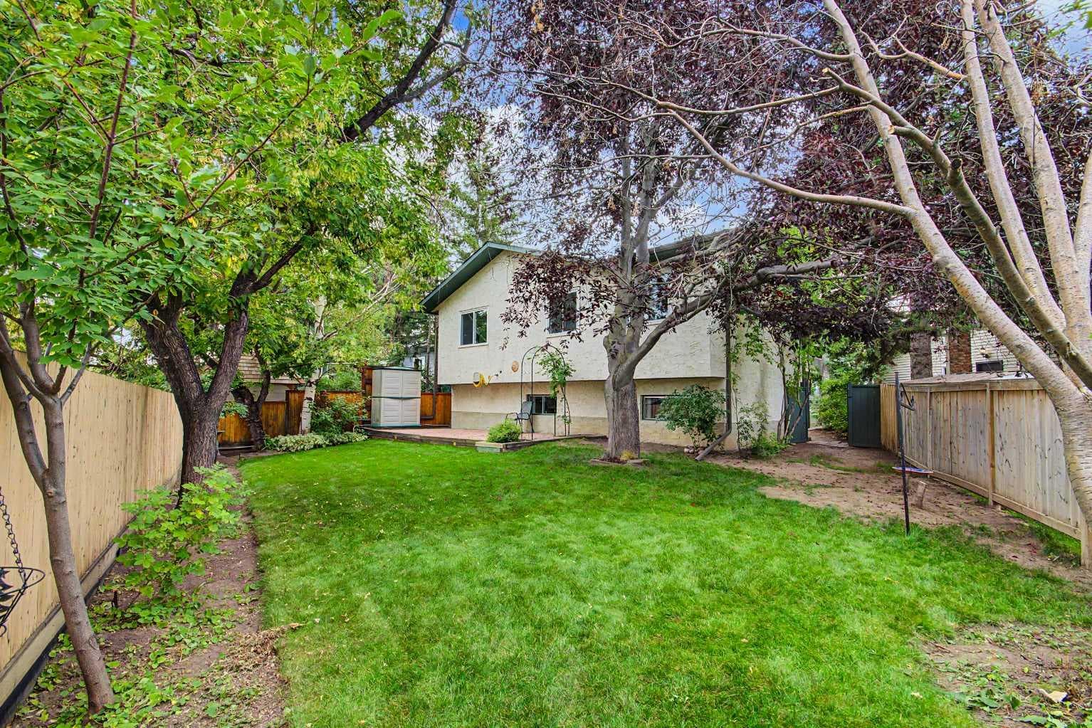 232 Sandstone Place NW
