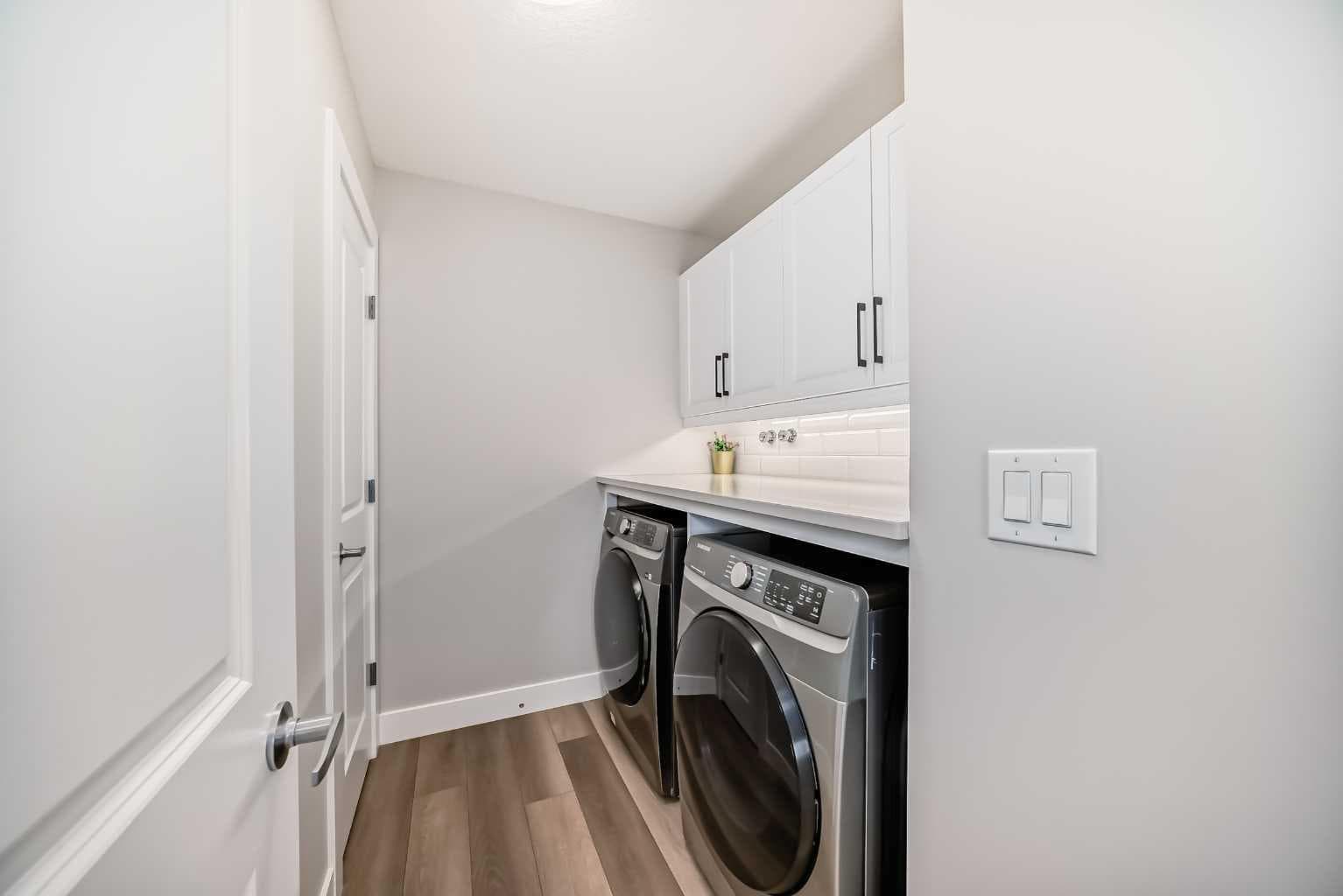 8 Yorkville Link SW
