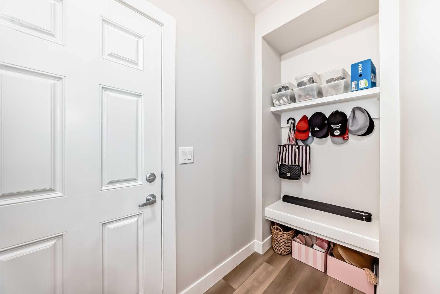 8 Yorkville Link SW