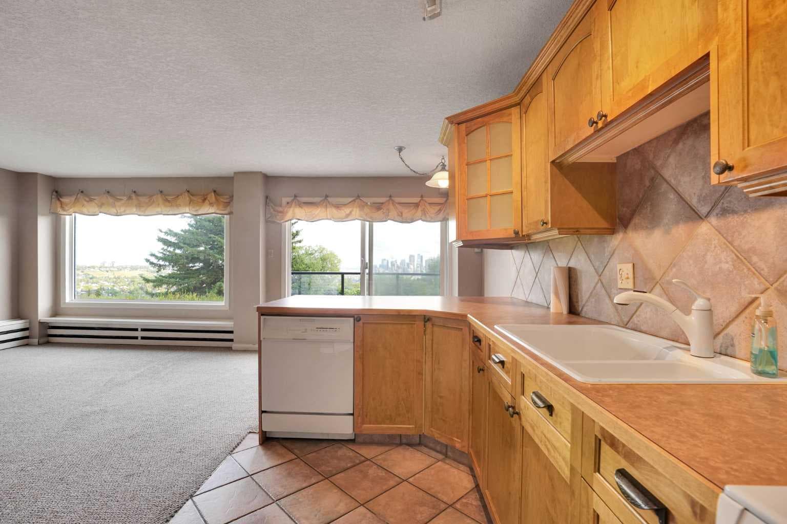103, 520 Cedar Crescent SW