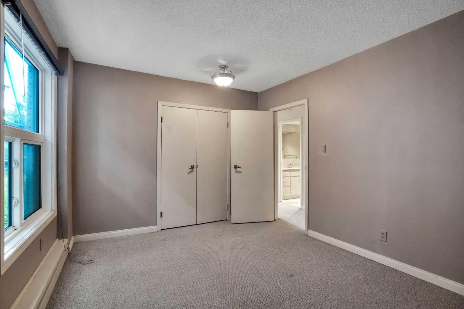 103, 520 Cedar Crescent SW