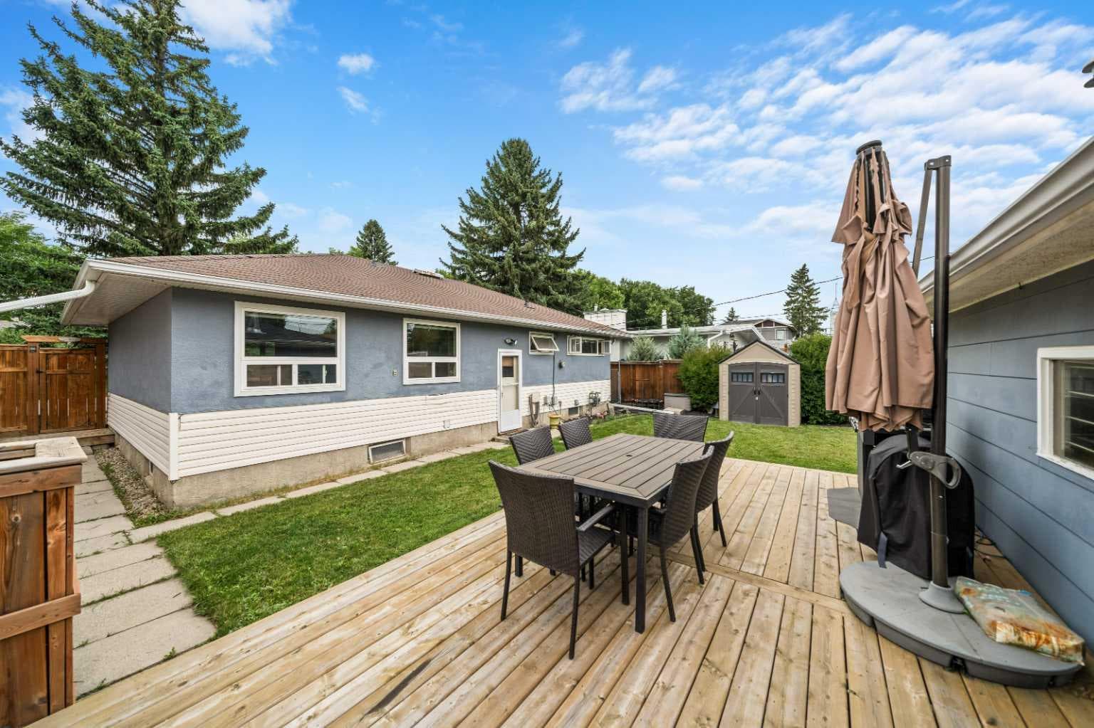 46 Westwood Drive SW