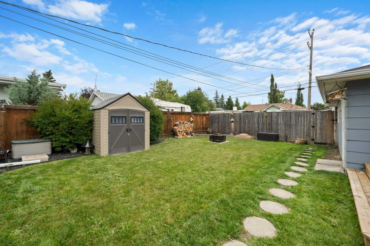 46 Westwood Drive SW