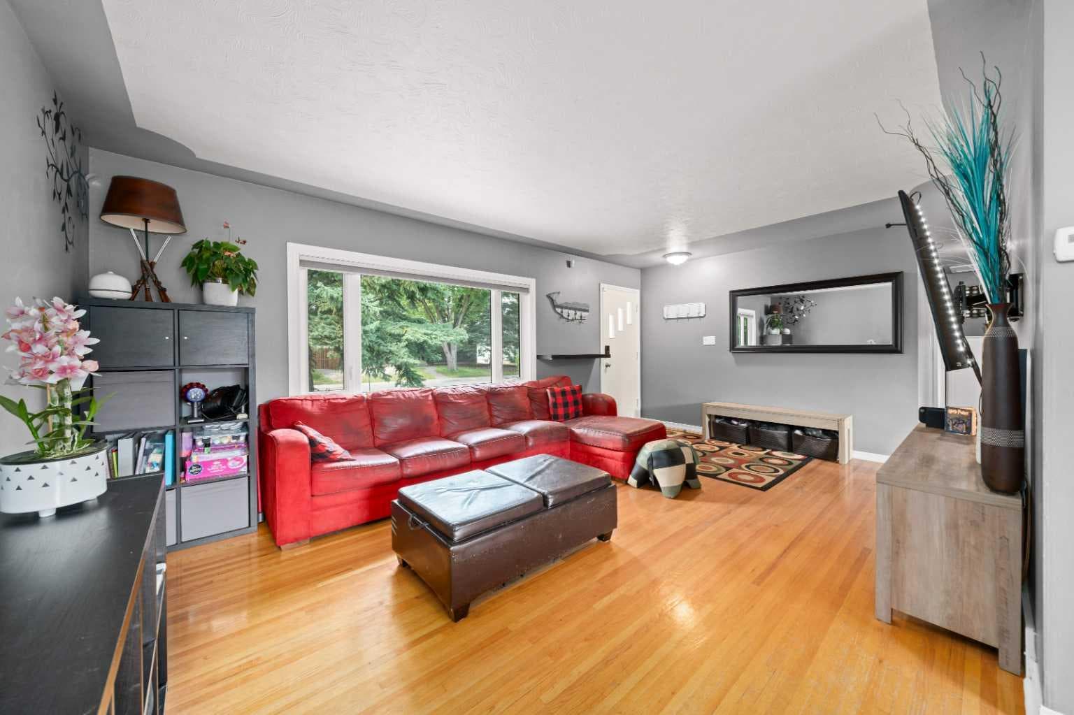 46 Westwood Drive SW