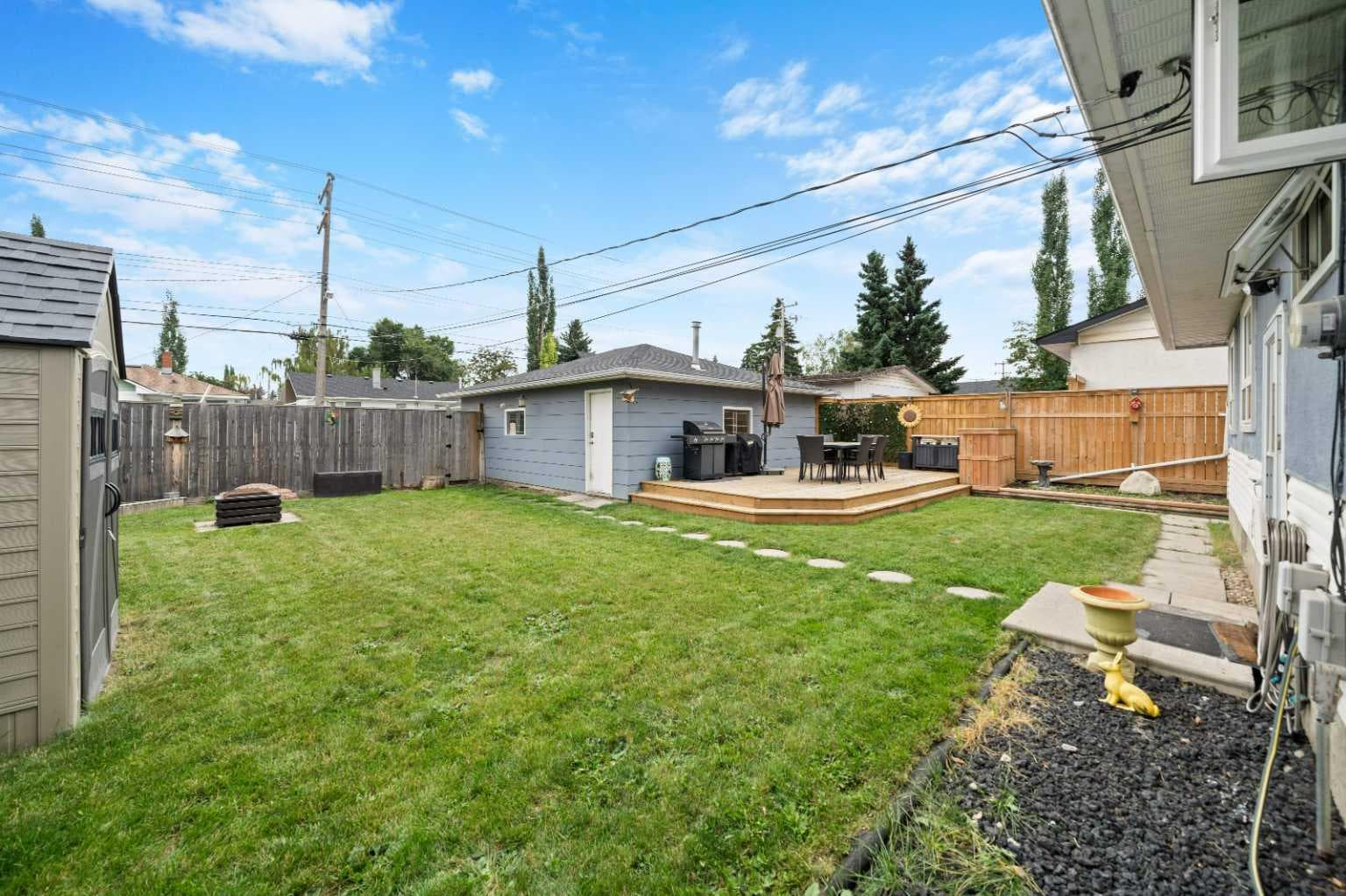 46 Westwood Drive SW