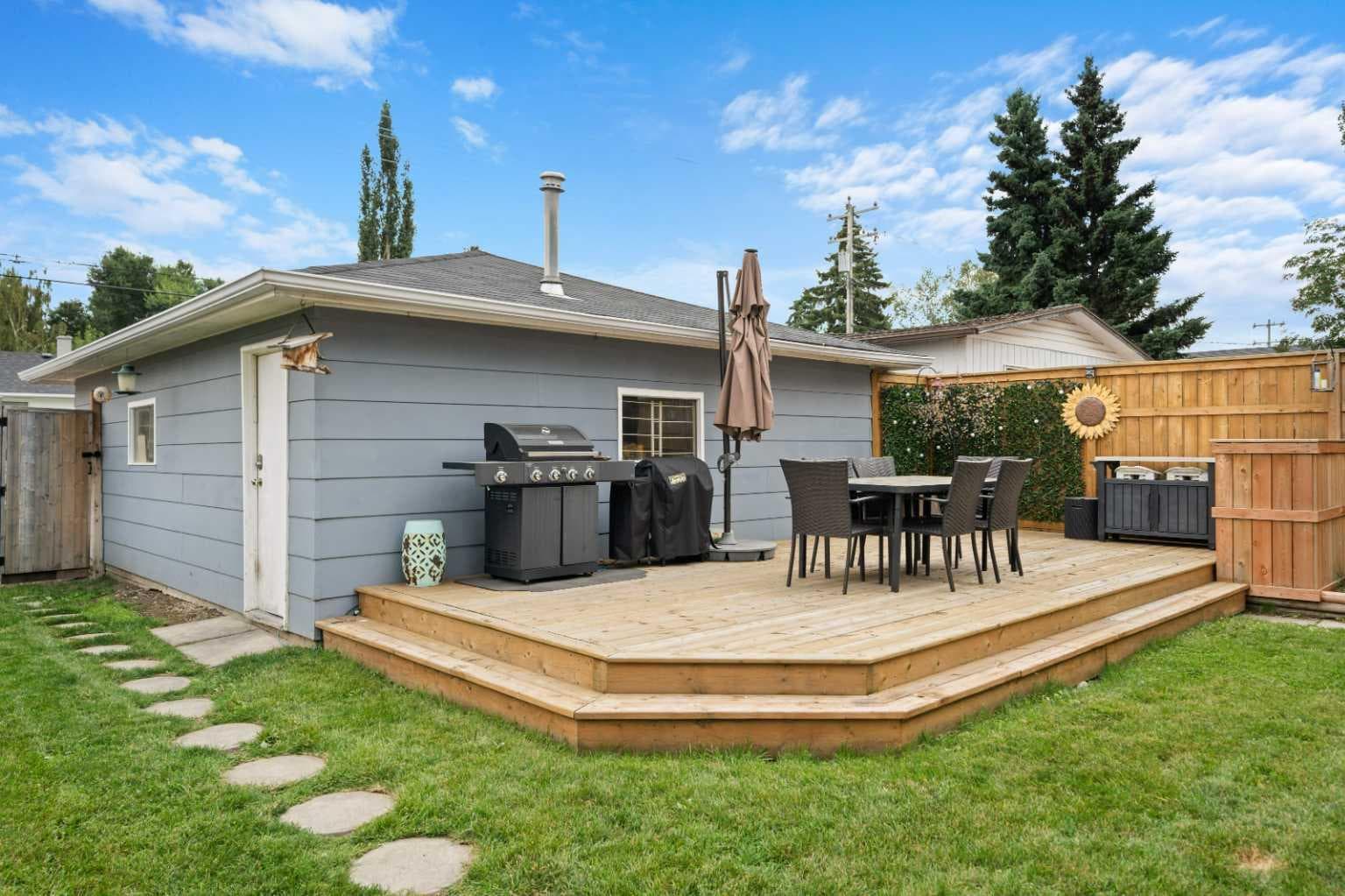 46 Westwood Drive SW