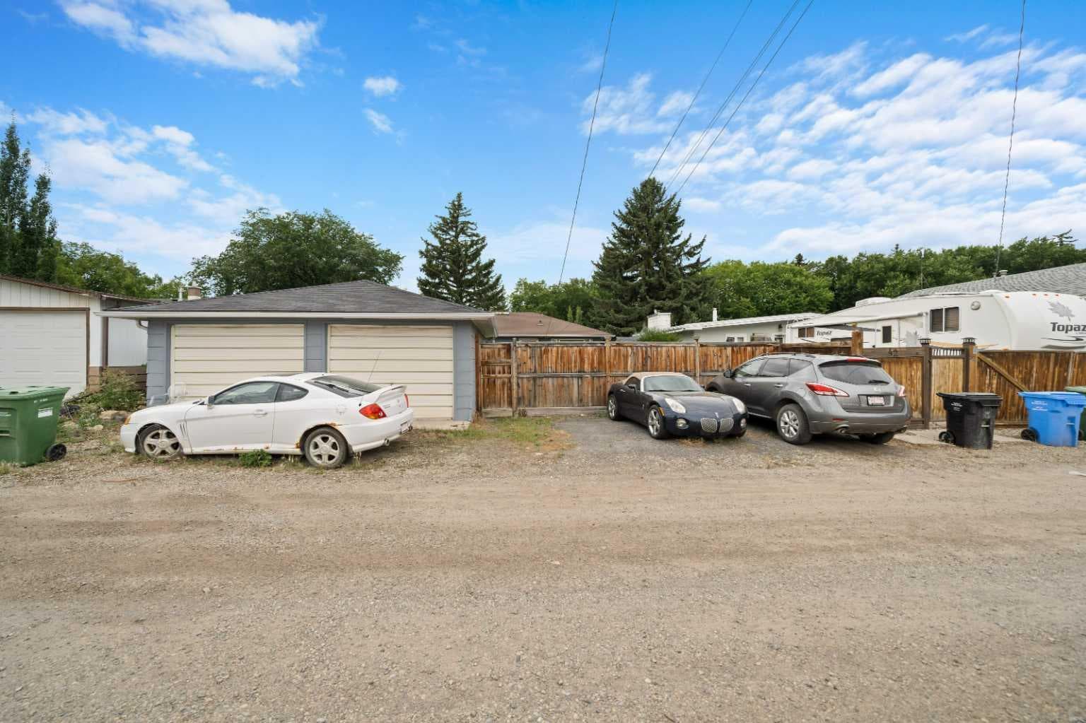 46 Westwood Drive SW