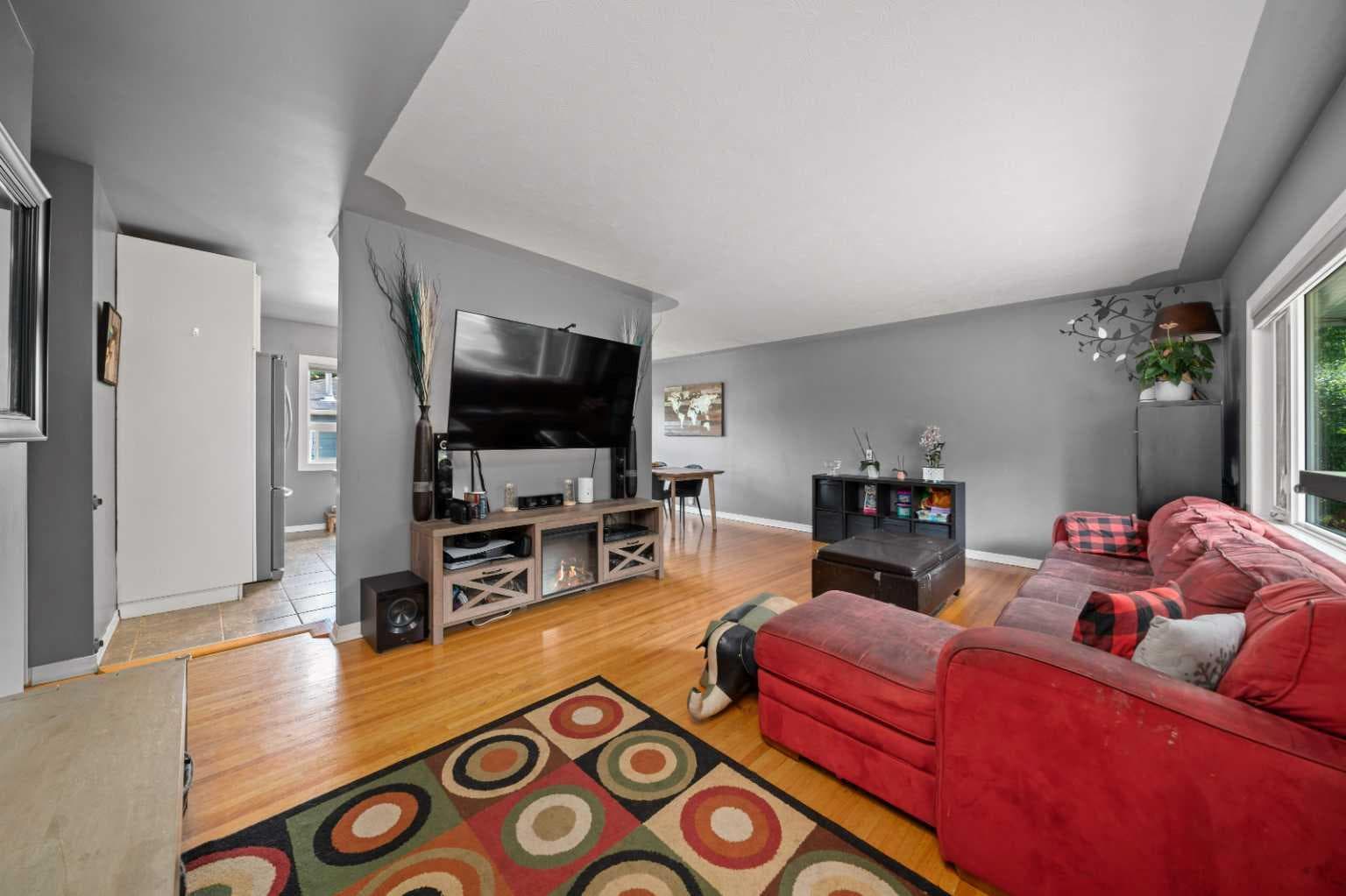 46 Westwood Drive SW