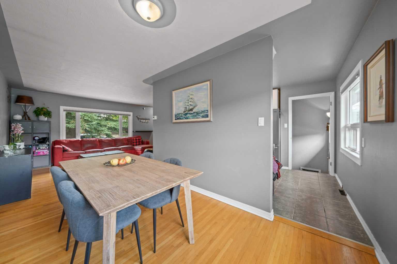 46 Westwood Drive SW