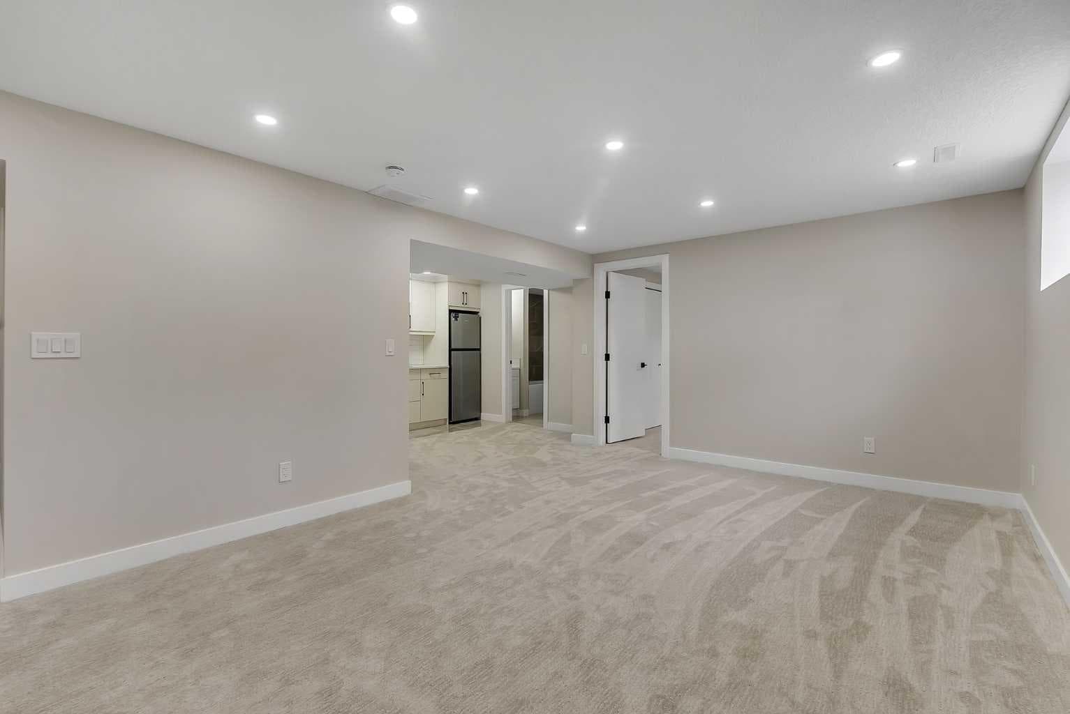 2524 Southwood Drive SE