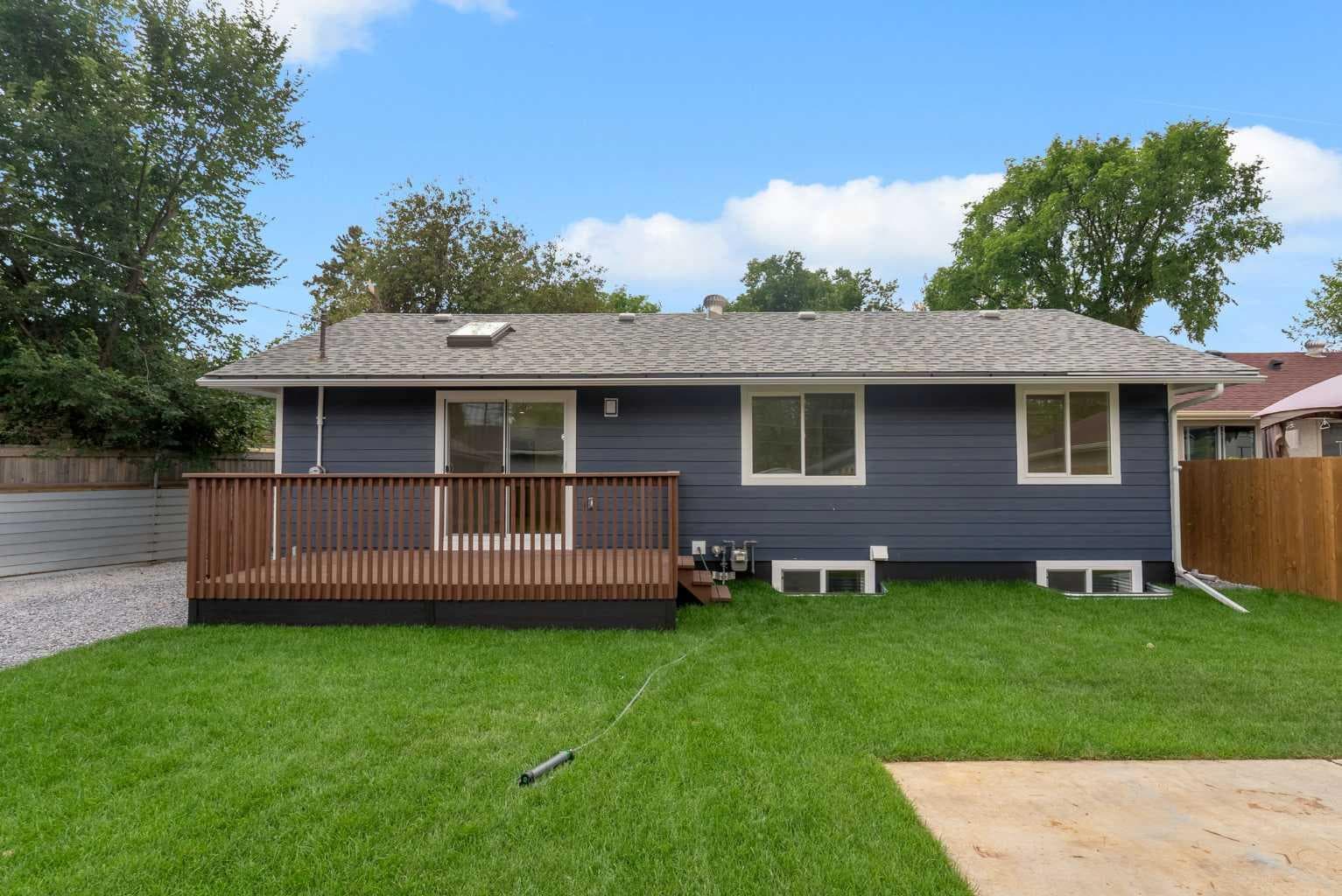 2524 Southwood Drive SE