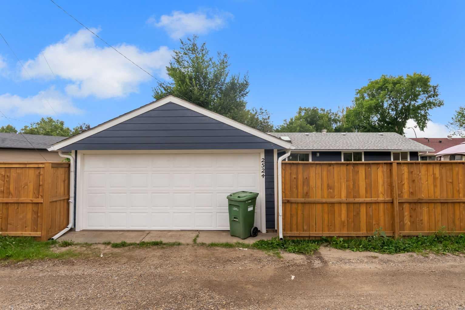 2524 Southwood Drive SE