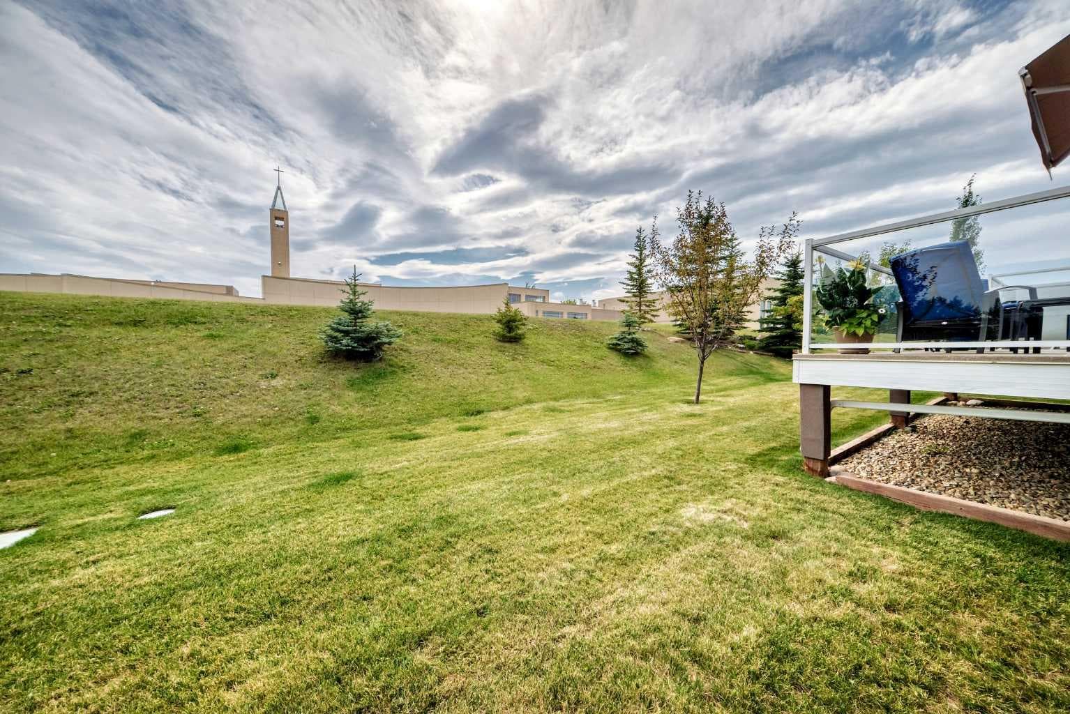 84 River Heights View 