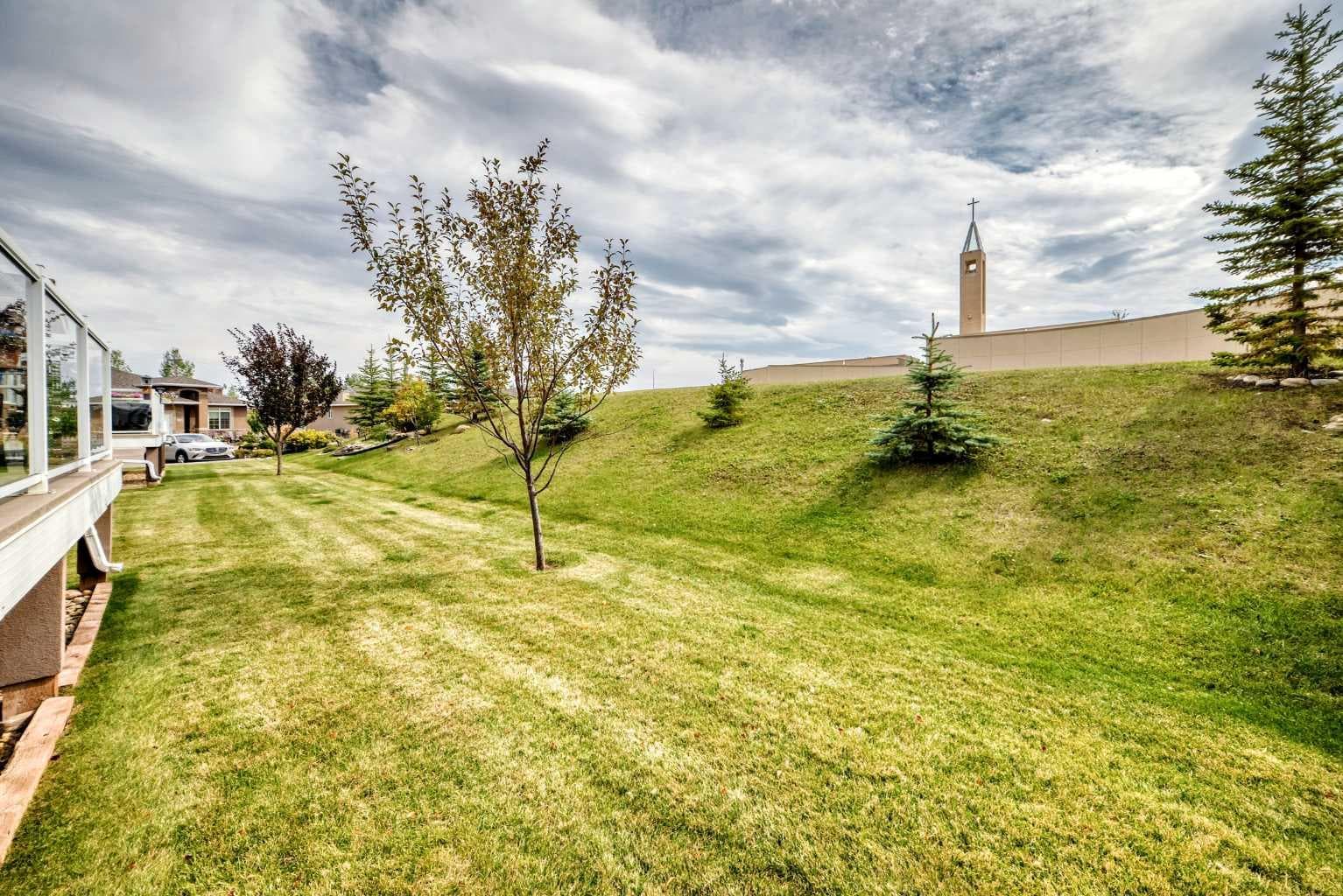 84 River Heights View 