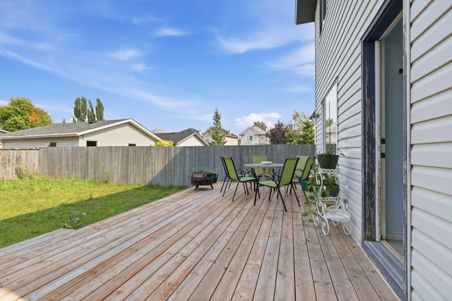 92 Arbour Meadows Close NW
