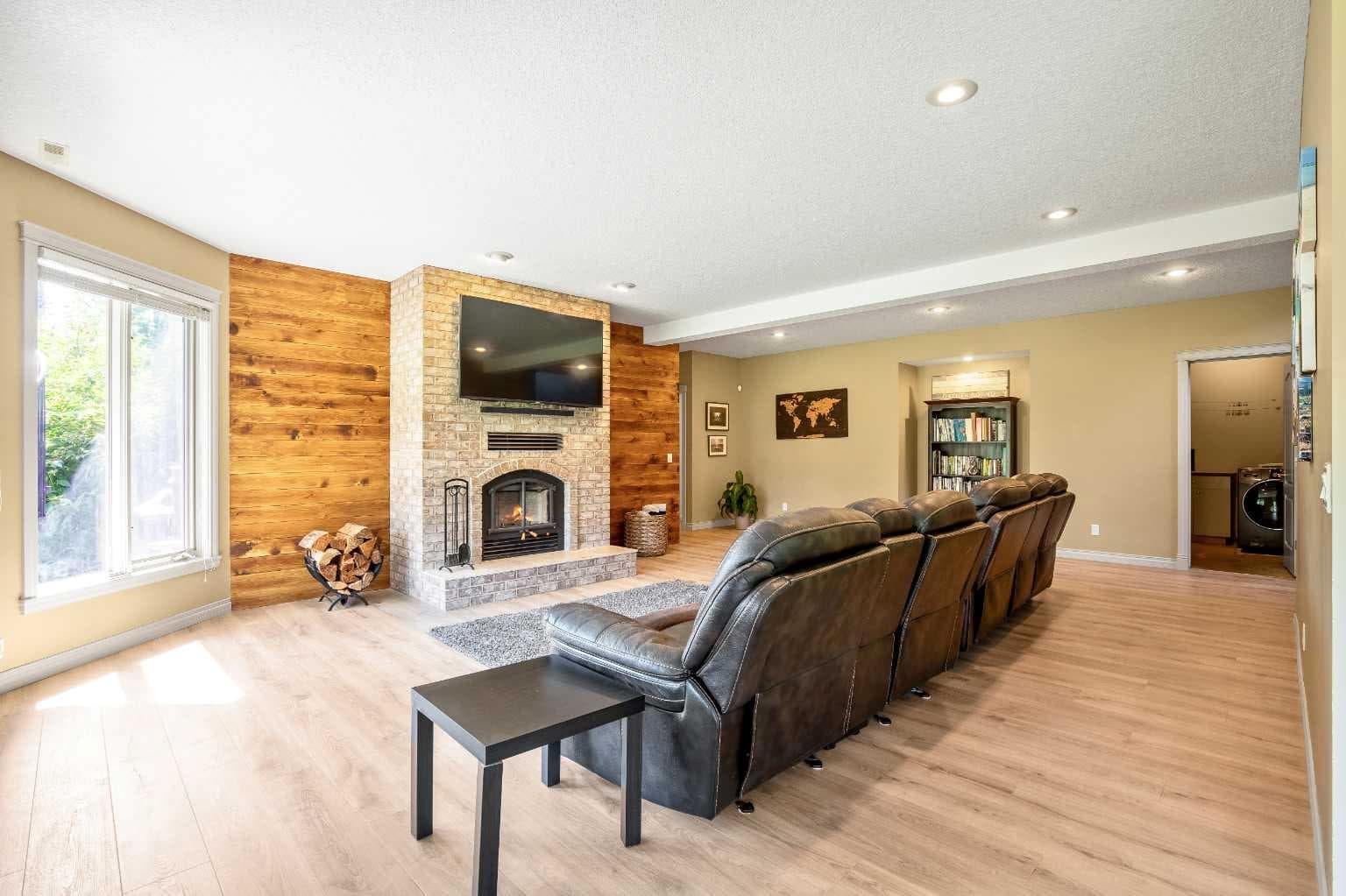 31127 Woodland Way 