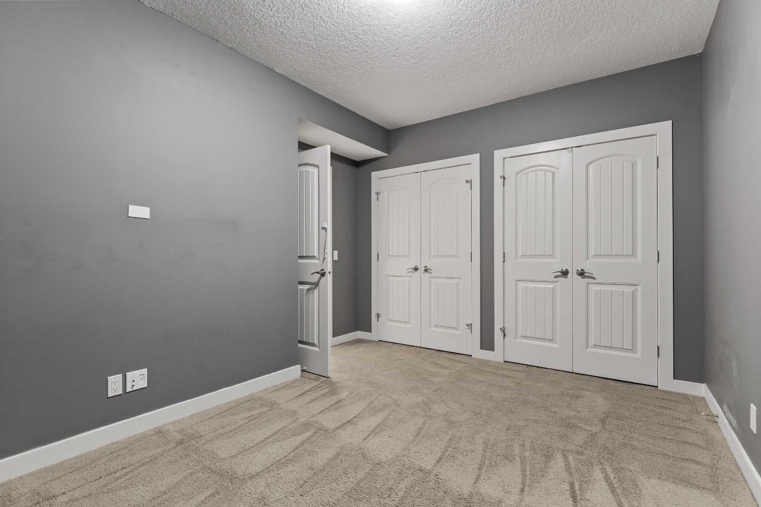 111 CRANARCH Circle SE